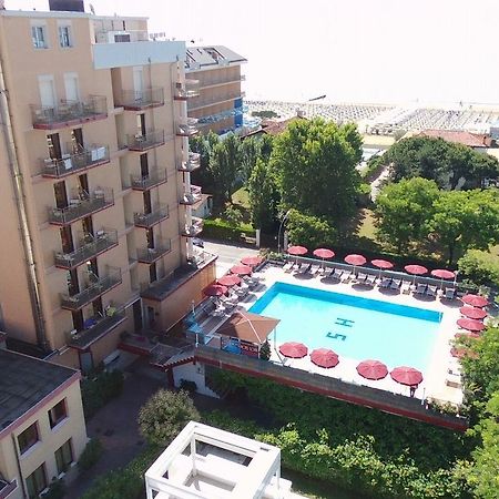 Hotel Sofia Лідо-ді-Єзоло Екстер'єр фото