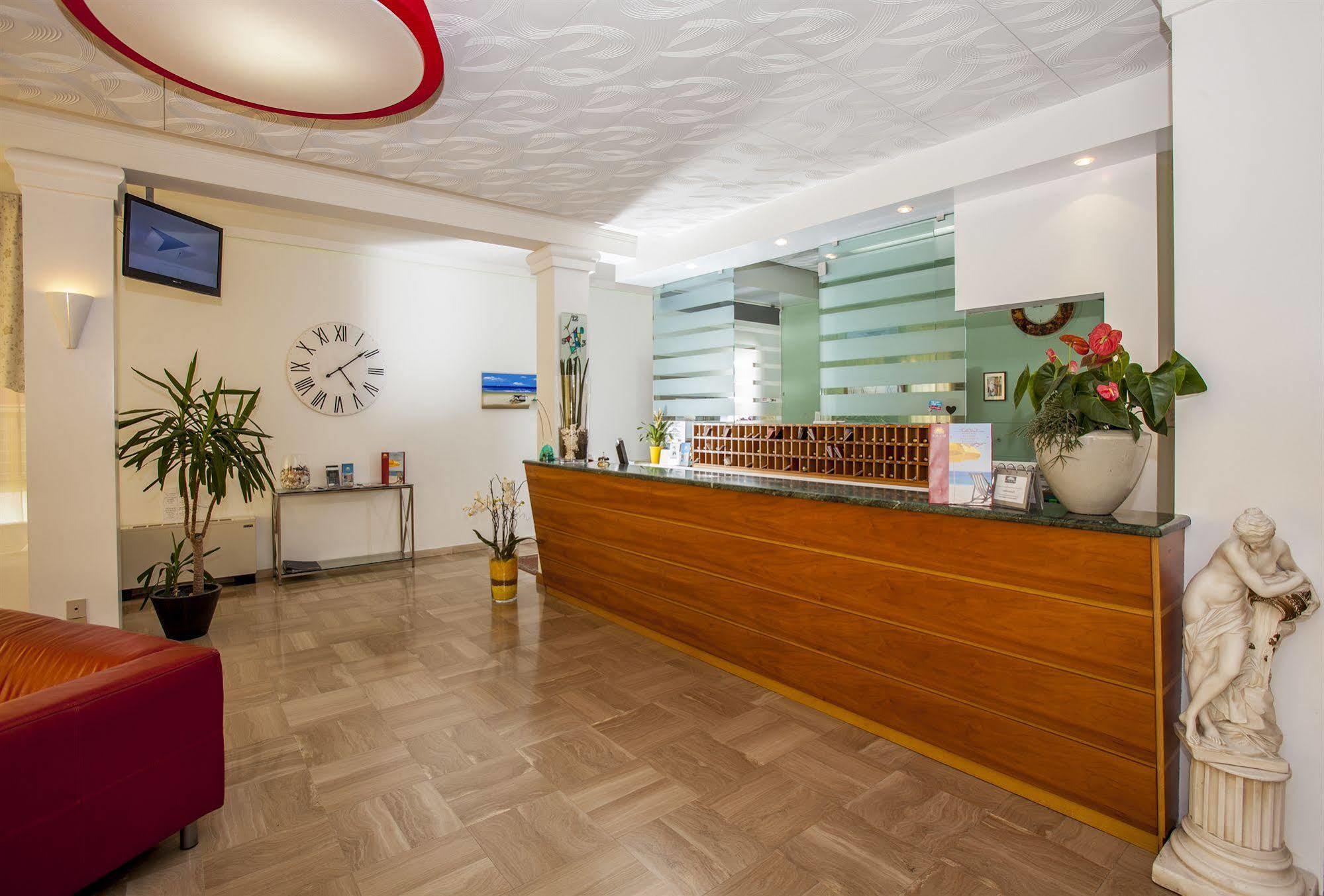 Hotel Sofia Лідо-ді-Єзоло Екстер'єр фото